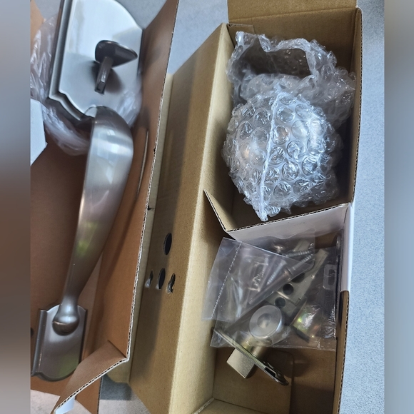 New in box entry door handle - Picture 4 of 4